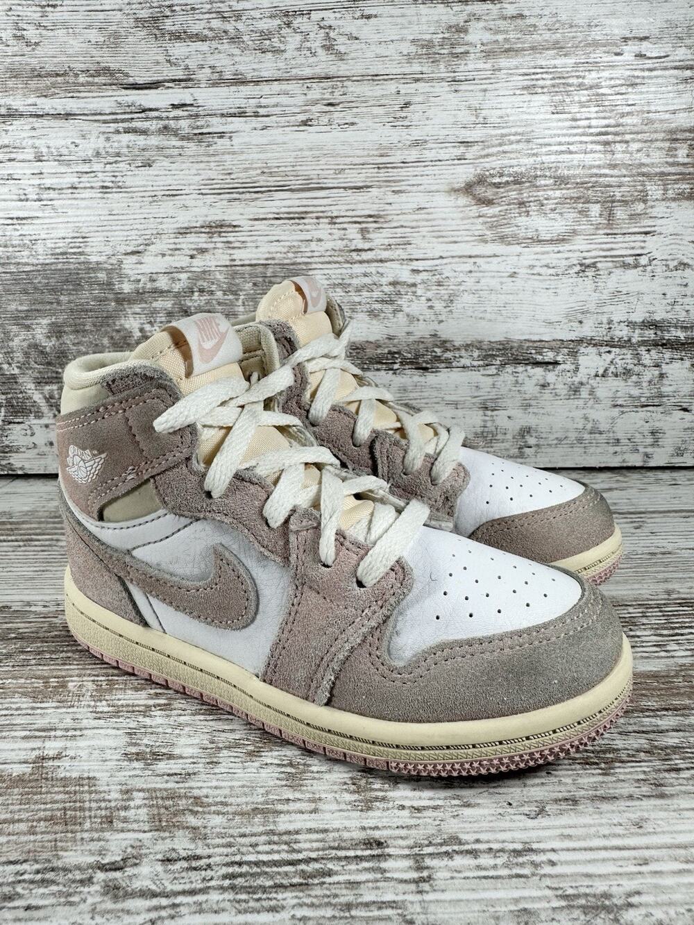 BLEMISHED Toddler Nike Air Jordan 1 High OG 'Washed Pink' Sneakers Sz 9C